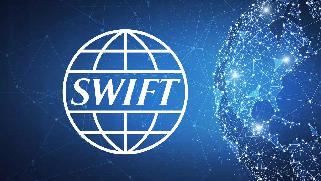 ЦБ нужно повышать конкурентоспособность своего аналога SWIFT